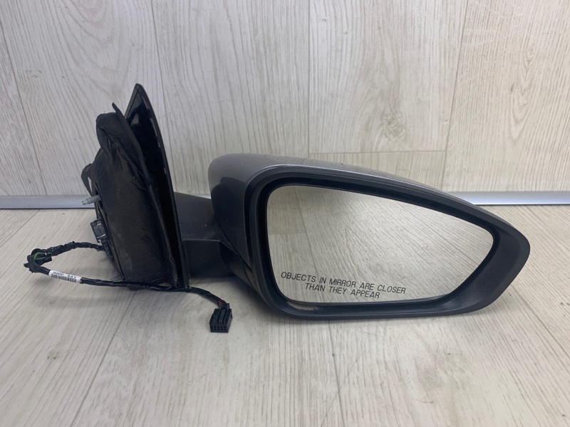 Зеркало правое CHRYSLER 200 14-16 2016 UF 2.4 ED6 1UY12TZZAF Б/У