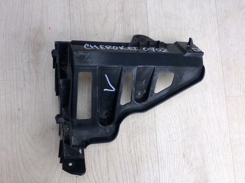 Кронштейн заднего бампера задний левый CHEROKEE 14- 2014 KL 3.2 EHB Кронштейн заднего бампера задний левый CHEROKEE 14- 2014 KL 3.2 EHB