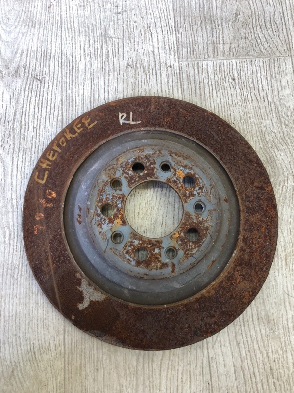 Запчасть тормозной диск задний JEEP CHEROKEE 14- 2014 KL 3.2 EHB 4779886AC Б/У Тормозной диск задний JEEP CHEROKEE 14- 2014 KL 3.2 EHB 4779886AC Б/У