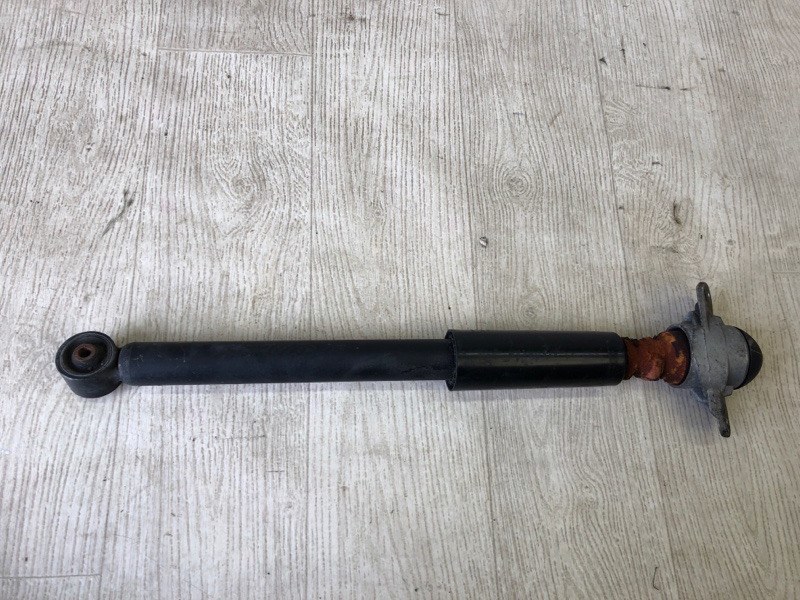 Амортизатор задний VOLKSWAGEN BEETLE 11-19 2012 5C1 CBTA 2.5L 5C0 513 025 E Б/У