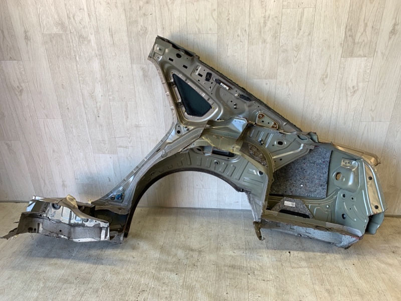 Четверть кузова задняя правый PASSAT B7 11-15 2012 A32