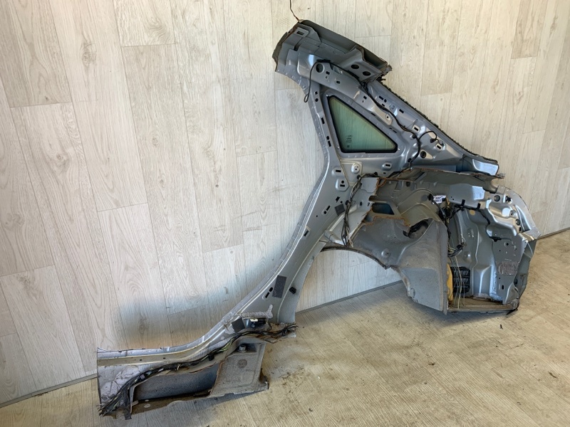 Четверть кузова задняя задний правый FOCUS 10-18 2011 BK 2.0 XQDA