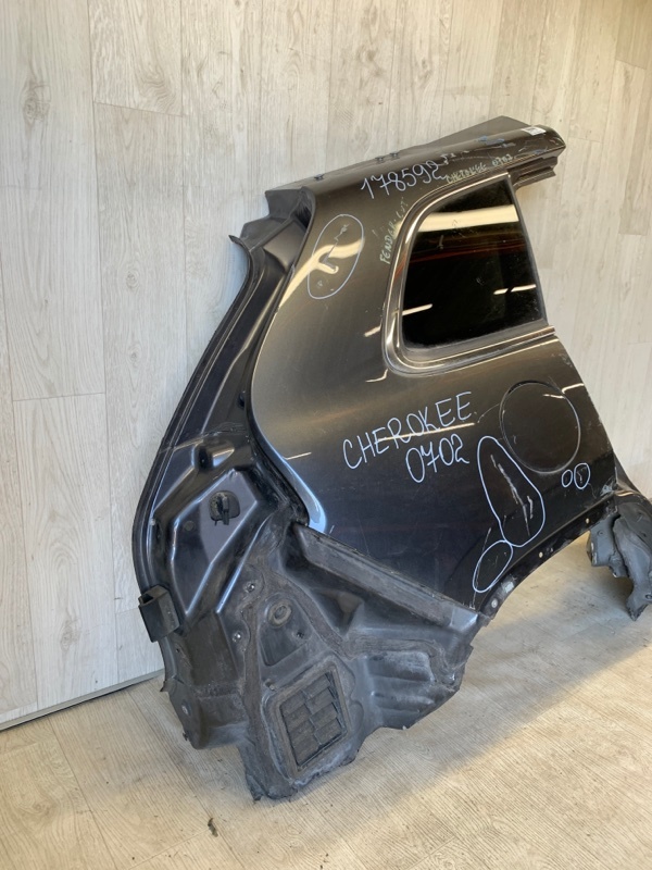 Четверть кузова задняя задний правый JEEP CHEROKEE 14- KL 3.2 EHB