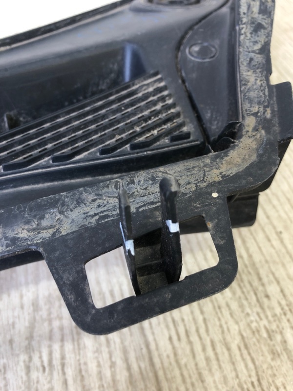 Пластик под лобовое стекло / Жабо CRUZE 15- 2017 J400 1.4T LE2 Пластик под лобовое стекло / Жабо CRUZE 15- 2017 J400 1.4T LE2