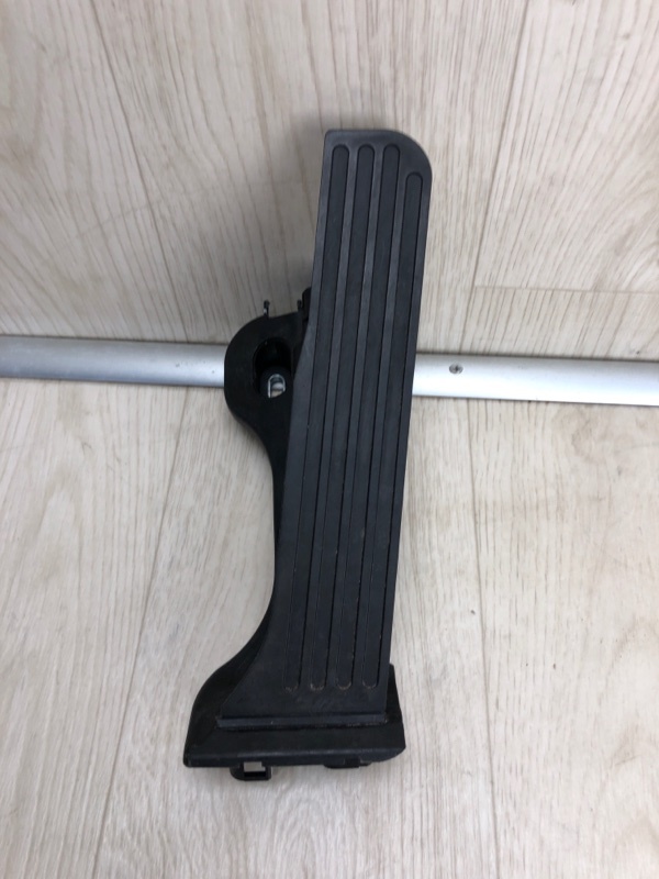 Педаль газа VOLKSWAGEN BEETLE 11-19 2012 5C1 CBTA 2.5L 1K1 723 503 AR Б/У