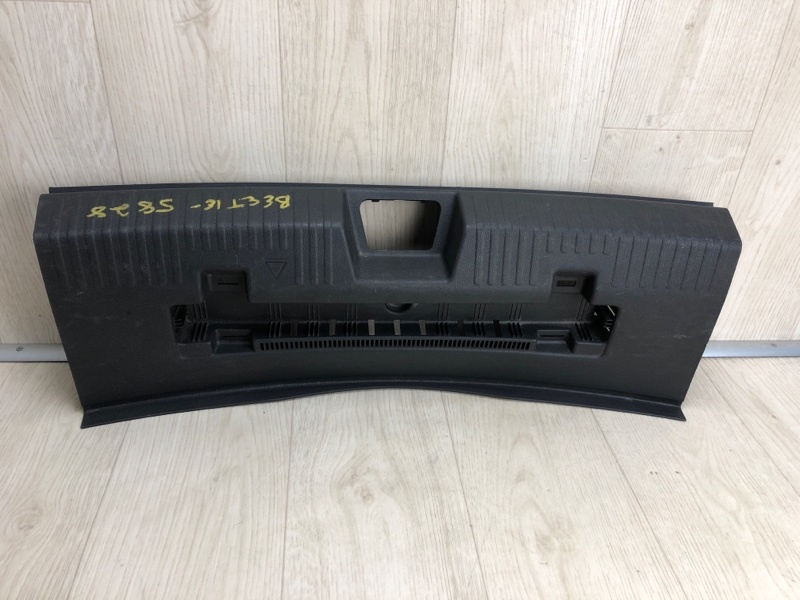 Накладка панели багажника внутренняя VOLKSWAGEN BEETLE 11-19 2012 5C1 CBTA 2.5L 5C5 863 459 C 82V Б/У