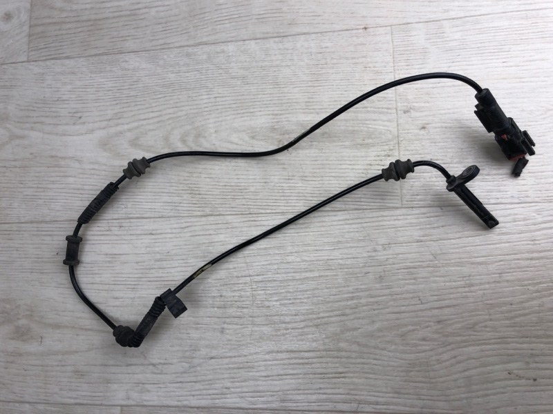 Запчасть датчик abs задний левый JEEP CHEROKEE 14- 2014 KL 3.2 EHB 68141898AB Б/У Датчик ABS задний левый JEEP CHEROKEE 14- 2014 KL 3.2 EHB 68141898AB Б/У