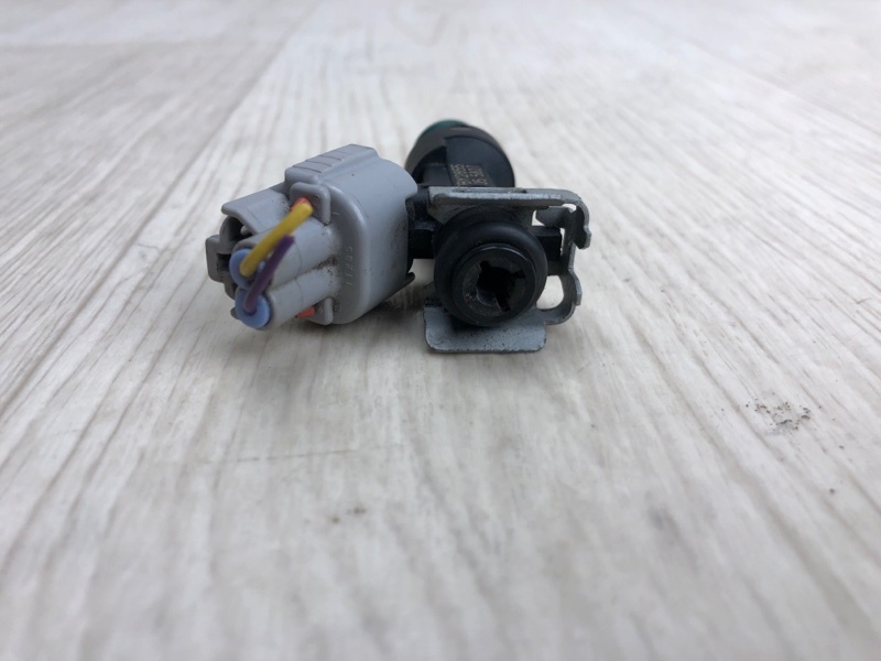 Форсунка топливная ALTIMA L33 12-18 2015 L33 2.5 QR25DE