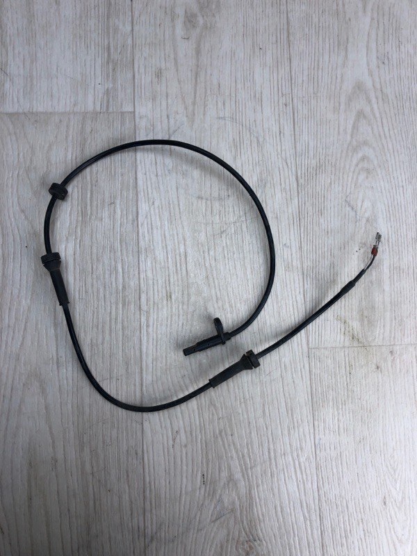 Запчасть датчик abs передний правый NISSAN ALTIMA L33 12-18 2015 L33 2.5 QR25DE 47910-3TA2A Б/У Датчик ABS передний правый NISSAN ALTIMA L33 12-18 2015 L33 2.5 QR25DE 47910-3TA2A Б/У