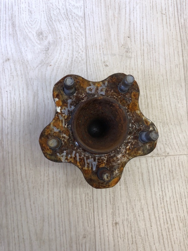 Ступица задняя NISSAN ALTIMA L33 12-18 2015 L33 2.5 QR25DE 43202-3JA1A Б/У