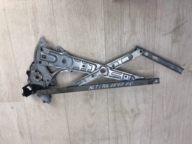 Стеклоподъемник задний правый NISSAN ALTIMA L33 12-18 2015 L33 2.5 QR25DE 82720-3TA1A Б/У