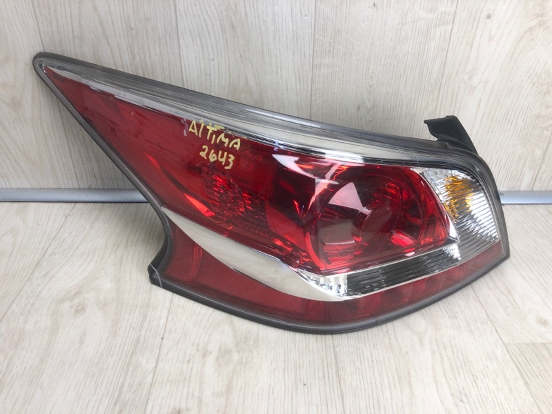 Фонарь наружный задний левый NISSAN ALTIMA L33 12-18 2015 L33 2.5 QR25DE 26555-9HM0A Б/У
