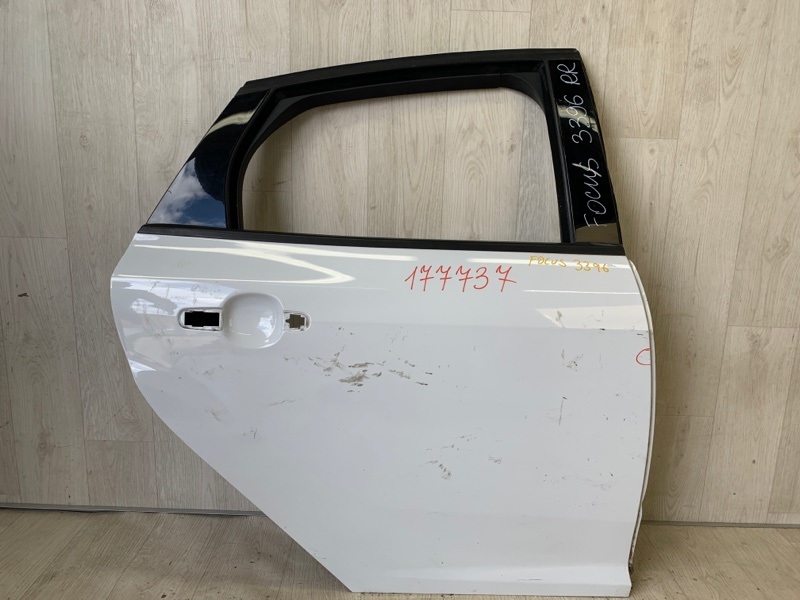 Запчасть дверь задняя правая FORD FOCUS 10-18 2015 CB8 2.0 XQDA DM5Z-5824630-C Б/У Дверь задняя правая FORD FOCUS 10-18 2015 CB8 2.0 XQDA DM5Z-5824630-C Б/У