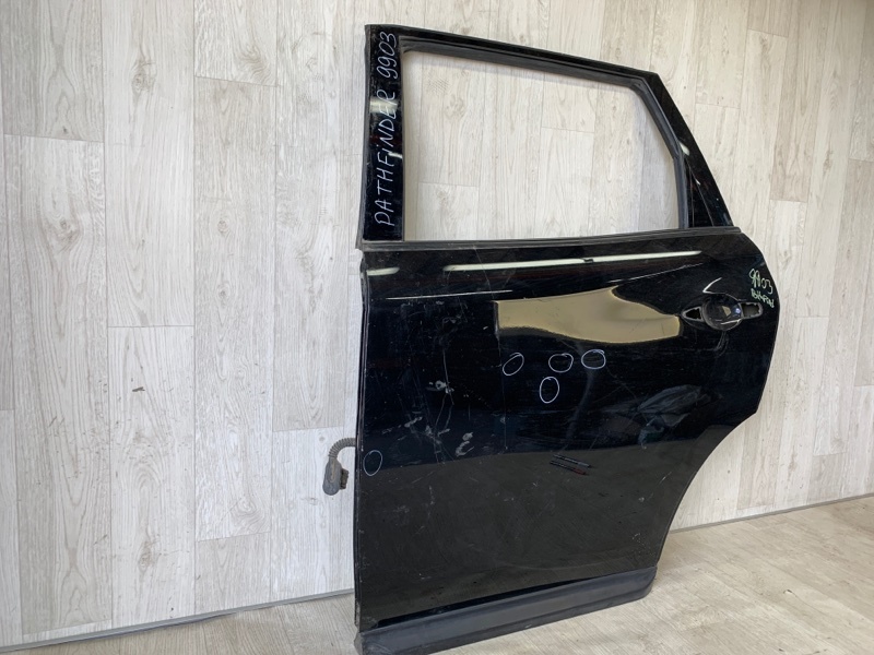 Дверь задняя левая PATHFINDER R52 12-21 2016 R52 3.5 VQ35DD