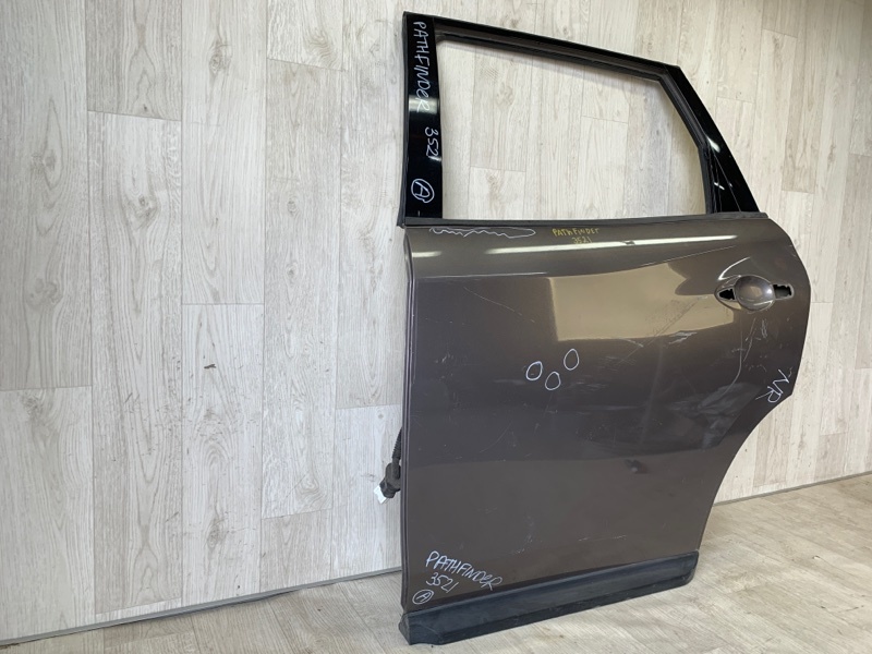 Дверь задняя левая PATHFINDER R52 12-21 2014 R52 3.5 VQ35DE