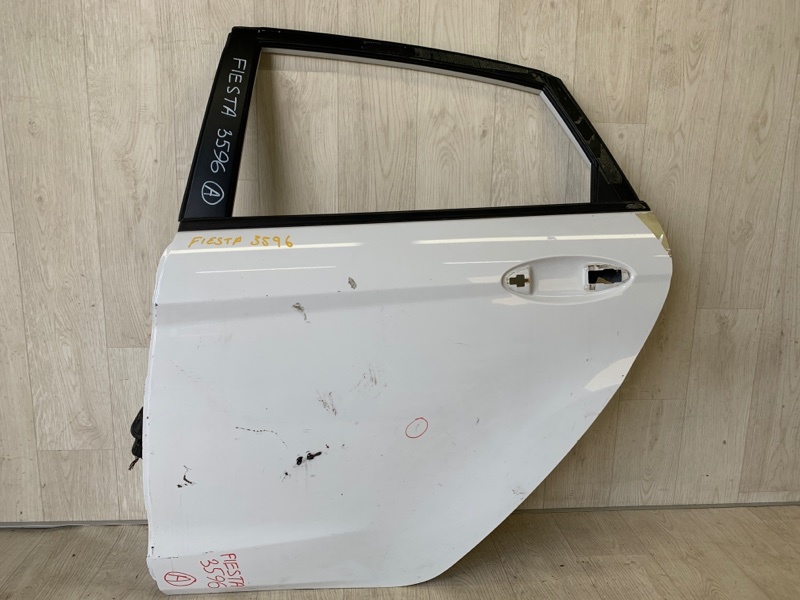 Запчасть дверь задняя левая FORD FIESTA 08-17 2013 CCN 1.6 HXJB AE8Z-542463-1A Б/У Дверь задняя левая FORD FIESTA 08-17 2013 CCN 1.6 HXJB AE8Z-542463-1A Б/У