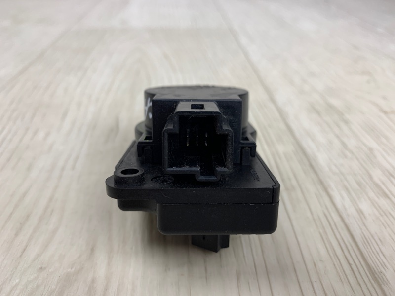 Моторчик заслонки печки FORD ESCAPE 12-19 TM2 1.5 M9MA