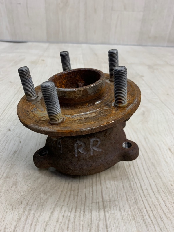 Ступица задняя FORD ESCAPE 12-19 2018 TM2 1.5 M9MA CV6Z-1104-F Б/У