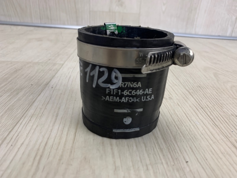 Запчасть патрубок воздушного фильтра FORD ESCAPE 12-19 2018 TM2 1.5 M9MA F1F1-6C646-AE Б/У Патрубок воздушного фильтра FORD ESCAPE 12-19 2018 TM2 1.5 M9MA F1F1-6C646-AE Б/У