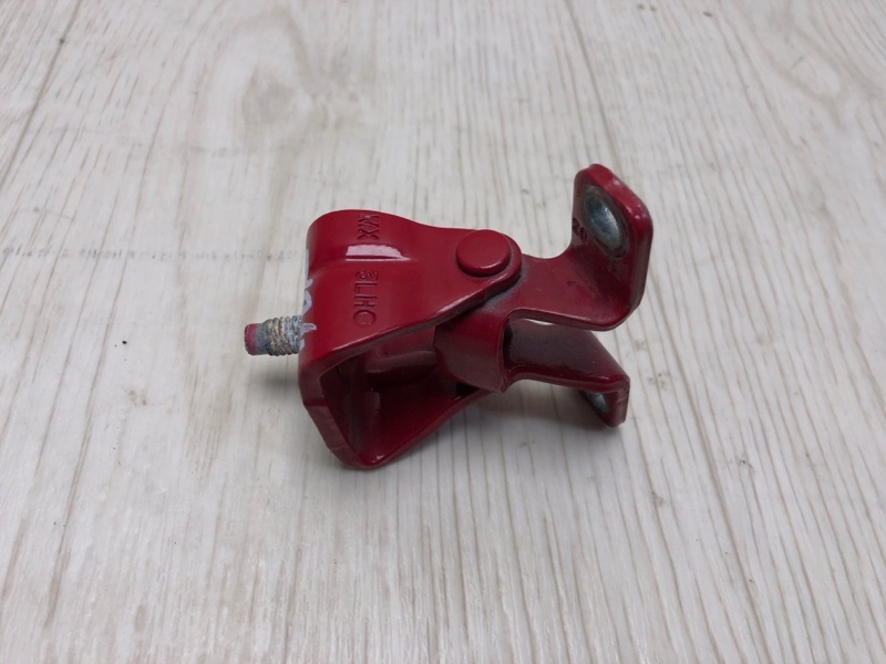 Петля крышки багажника BEETLE 11-19 2012 5C1 CBTA 2.5L