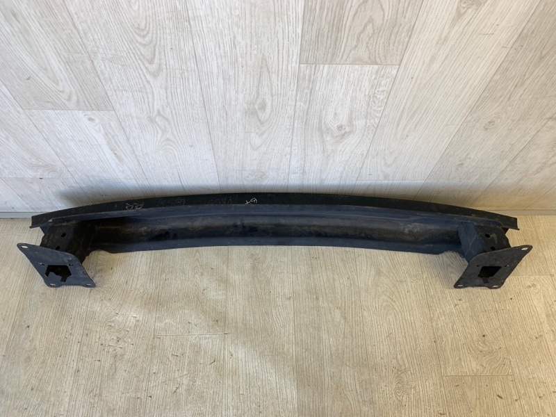 Усилитель заднего бампера PASSAT B7 11-15 2013 A32 CBTA 2.5L