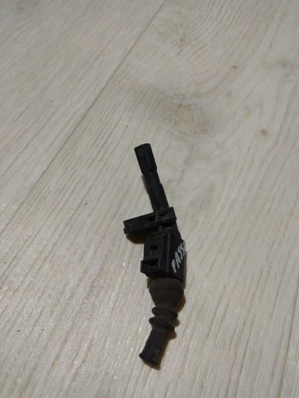 Датчик ABS задний левый PASSAT B7 11-15 2013 A32 CBTA 2.5L