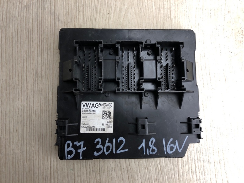 Блок комфорта VOLKSWAGEN PASSAT B7 11-15 2014 A32 1.8 CPRA 5K0 937 087 AE Z02 Б/У