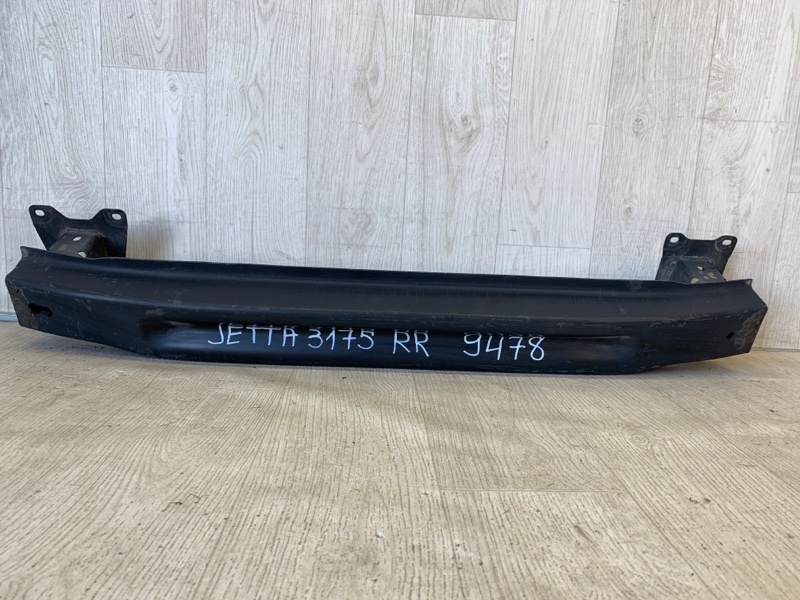 Усилитель заднего бампера VOLKSWAGEN JETTA USA 10-17 2011 162 CBTA 2.5L 5C6 807 305 B Б/У