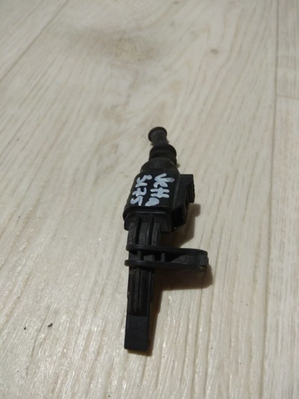 Датчик ABS передний левый VOLKSWAGEN JETTA USA 10-17 2011 162 CBTA 2.5L WHT 003 857 Б/У