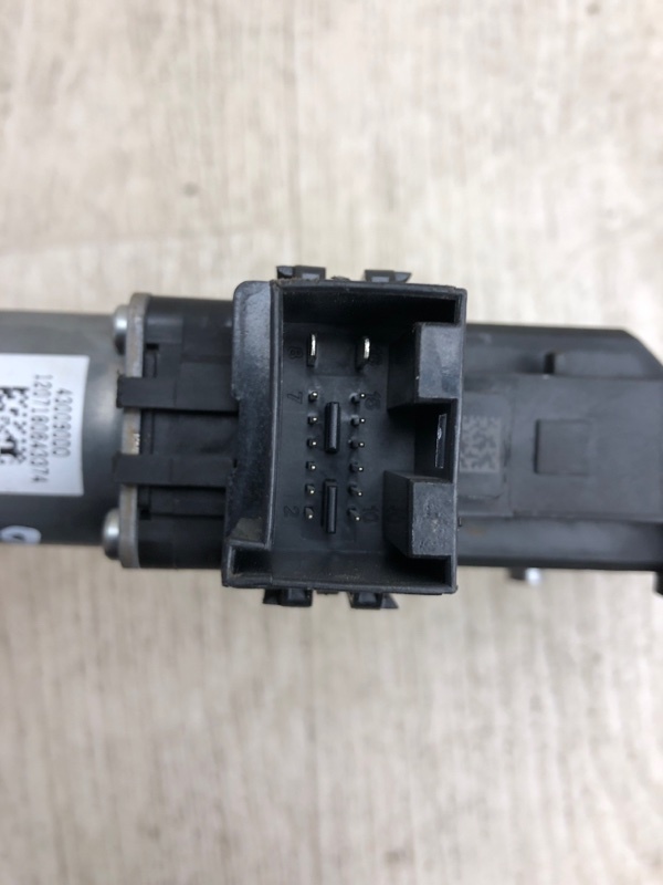 Моторчик стеклоподъемника JETTA USA 10-17 2013 162 2.5 CBUA