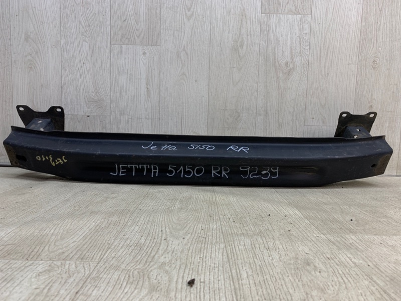 Усилитель заднего бампера VOLKSWAGEN JETTA USA 10-17 2011 162 2.5 CBUA 5C6 807 305 B Б/У