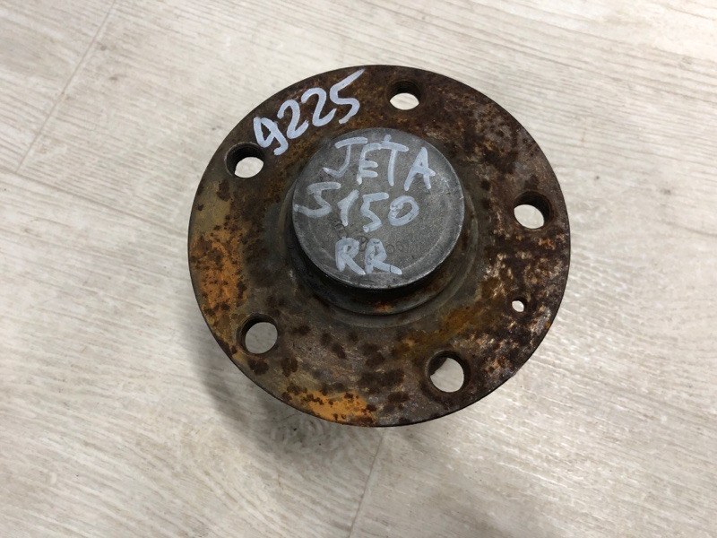 Ступица задняя VOLKSWAGEN JETTA USA 10-17 2011 162 2.5 CBUA 5Q0 598 611 Б/У