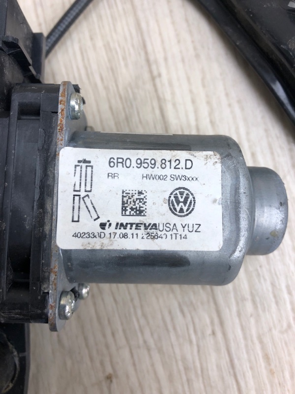 Стеклоподъемник задний правый JETTA USA 10-17 2011 162 2.5 CBUA