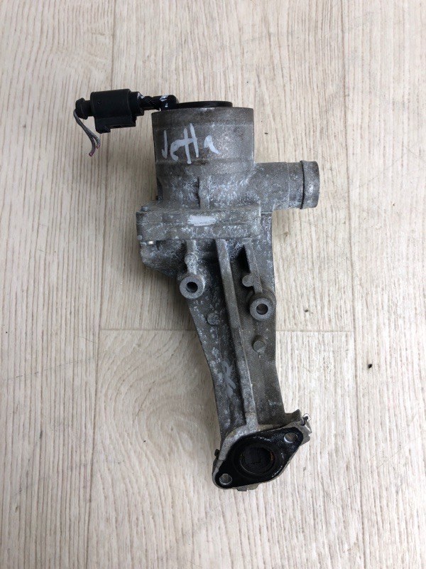 Клапан EGR JETTA USA 10-17 2011 162 2.5 CBUA