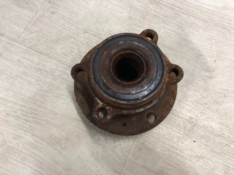 Ступица передняя VOLKSWAGEN JETTA USA 10-17 162 2.5 CBUA