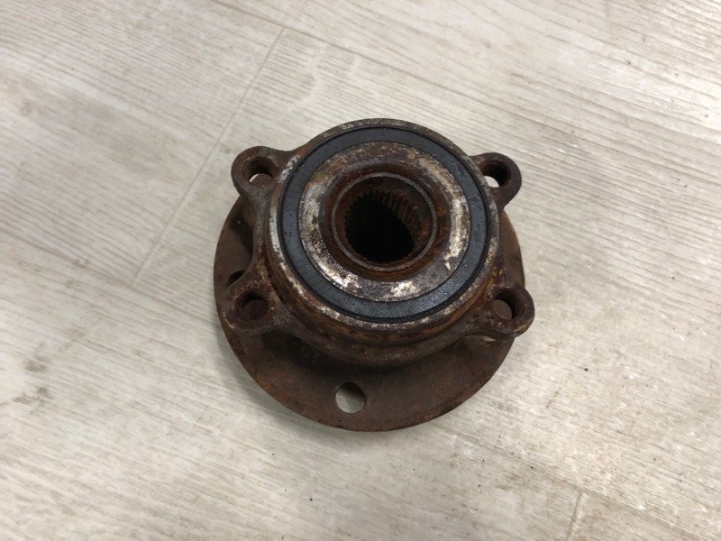 Ступица передняя VOLKSWAGEN JETTA USA 10-17 162 2.5 CBUA Ступица передняя VOLKSWAGEN JETTA USA 10-17 162 2.5 CBUA