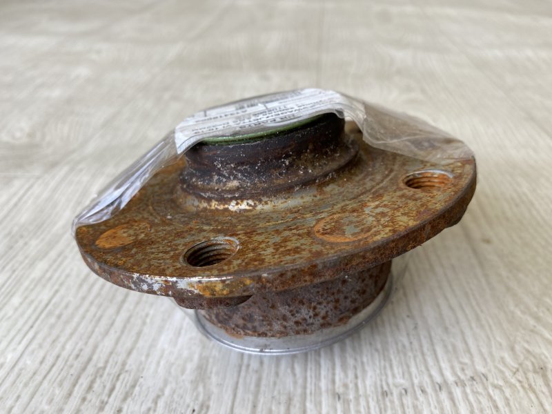 Ступица задняя VOLKSWAGEN JETTA USA 10-17 162 1.4 CZTA