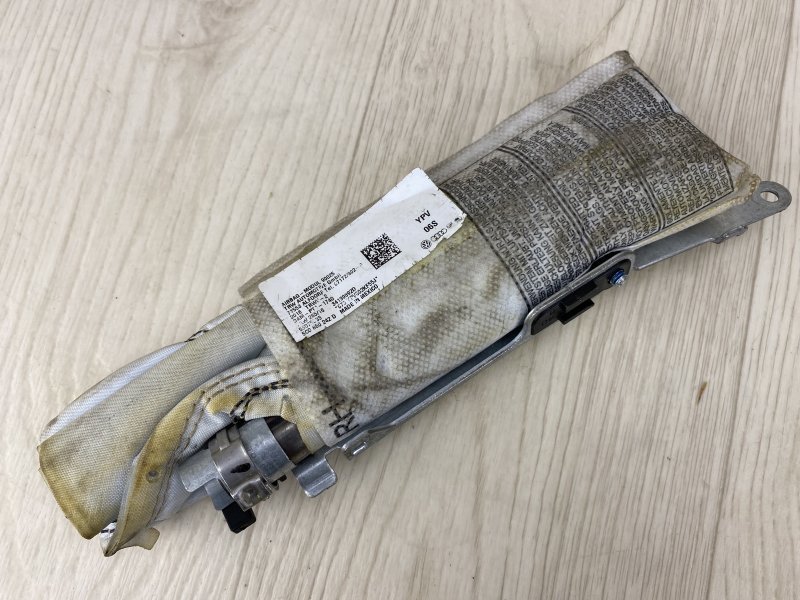 Подушка безопасности в сиденье передняя правая JETTA USA 10-17 2016 162 1.4 CZTA