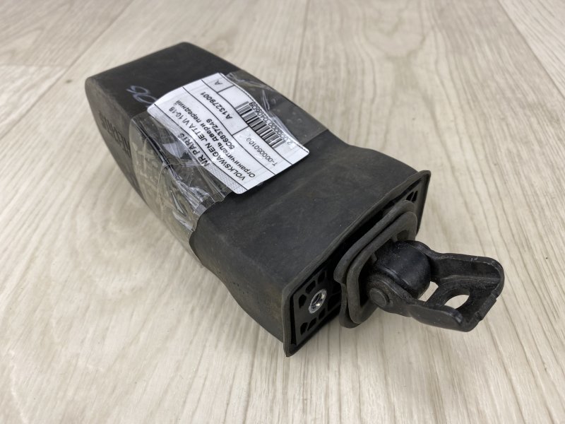 Ограничитель двери передний VOLKSWAGEN JETTA USA 10-17 162 1.4 CZTA Ограничитель двери передний VOLKSWAGEN JETTA USA 10-17 162 1.4 CZTA