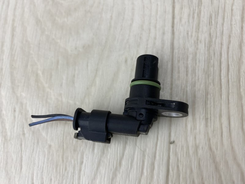 Запчасть датчик положения распредвала VOLKSWAGEN JETTA USA 10-17 2016 162 1.4 CZTA 04C 907 601 A Б/У Датчик положения распредвала VOLKSWAGEN JETTA USA 10-17 2016 162 1.4 CZTA 04C 907 601 A Б/У