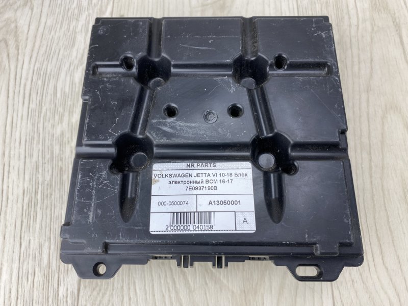 Блок комфорта VOLKSWAGEN JETTA USA 10-17 2016 162 1.4 CZTA 7E0 937 190 B Z0Q Б/У