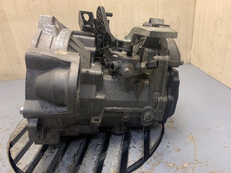 МКПП VOLKSWAGEN JETTA USA 10-17 162 1.4 CZTA