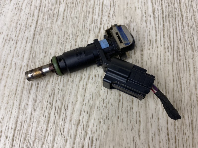 Запчасть форсунка топливная VOLKSWAGEN BEETLE 11-19 2012 5C1 2.5 CBUA 07K 906 031 C Б/У Форсунка топливная VOLKSWAGEN BEETLE 11-19 2012 5C1 2.5 CBUA 07K 906 031 C Б/У