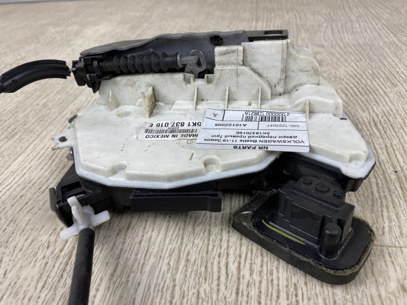Замок двери передний правый VOLKSWAGEN BEETLE 11-19 5C1 2.5 CBUA