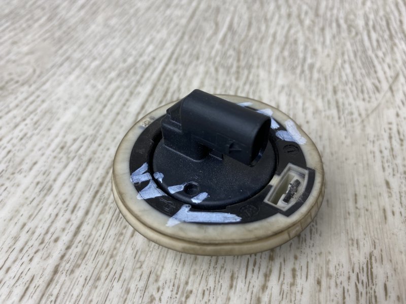 Датчик удара VOLKSWAGEN BEETLE 11-19 2012 5C1 2.5 CBUA 5K0 959 354 Б/У