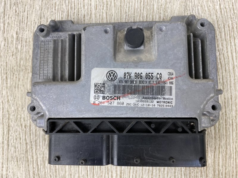 Блок управления двигателем VOLKSWAGEN BEETLE 11-19 2012 5C1 2.5 CBUA 07K 906 055 C Б/У