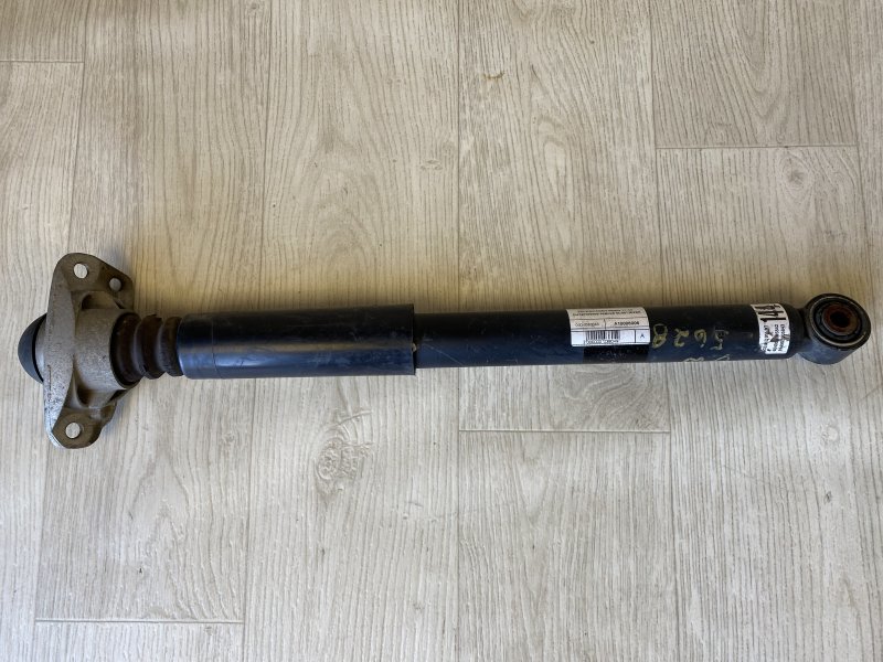 Запчасть амортизатор задний VOLKSWAGEN BEETLE 11-19 2012 5C1 2.5 CBUA 5C0 513 029 R Б/У Амортизатор задний VOLKSWAGEN BEETLE 11-19 2012 5C1 2.5 CBUA 5C0 513 029 R Б/У