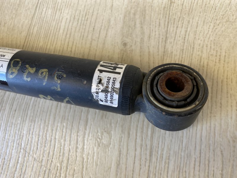 Амортизатор задний VOLKSWAGEN BEETLE 11-19 5C1 2.5 CBUA Амортизатор задний VOLKSWAGEN BEETLE 11-19 5C1 2.5 CBUA