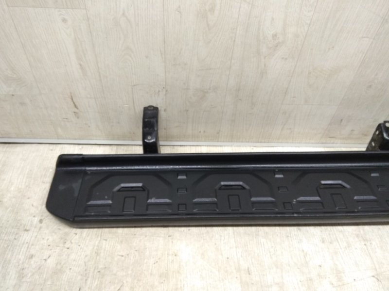 Подножка правая 4RUNNER 10-16 2016 GRN285 4.0 1GRFE