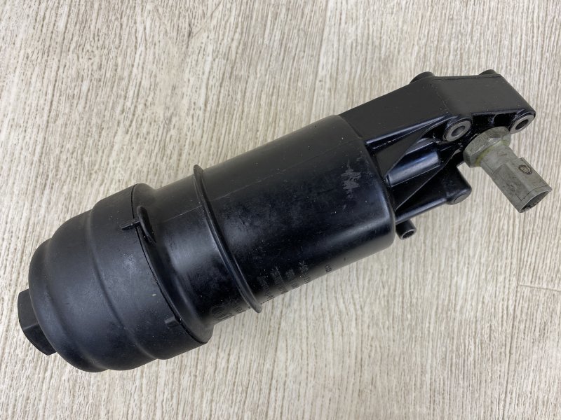 Корпус масляного фильтра CAYENNE 10-18 2010 958 3.0 M06.EC Корпус масляного фильтра CAYENNE 10-18 2010 958 3.0 M06.EC